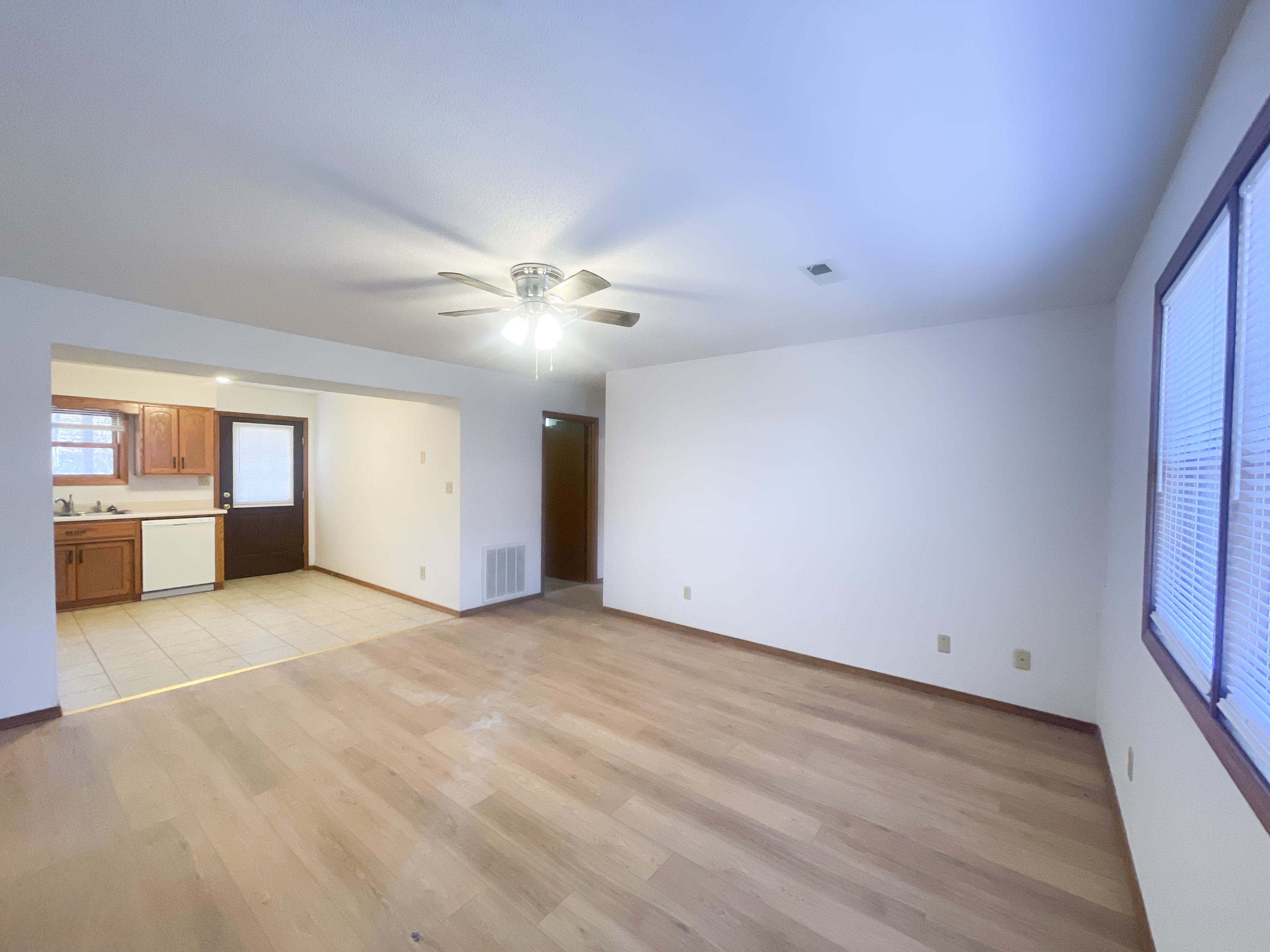 1589 Belair Drive - 7